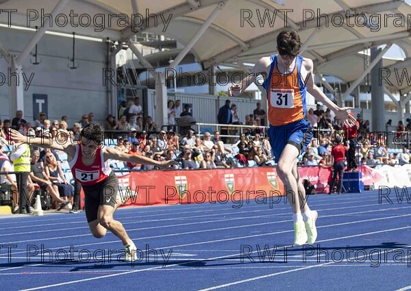 m Snr-Boy-800m,-English-Schools -Track-&-Field-Champs-20223667- -4411