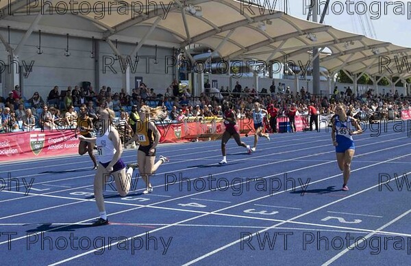 m Snr-Girls-400-Final,-English-Schools -Track-&-Field-Champs-20223667- -4113